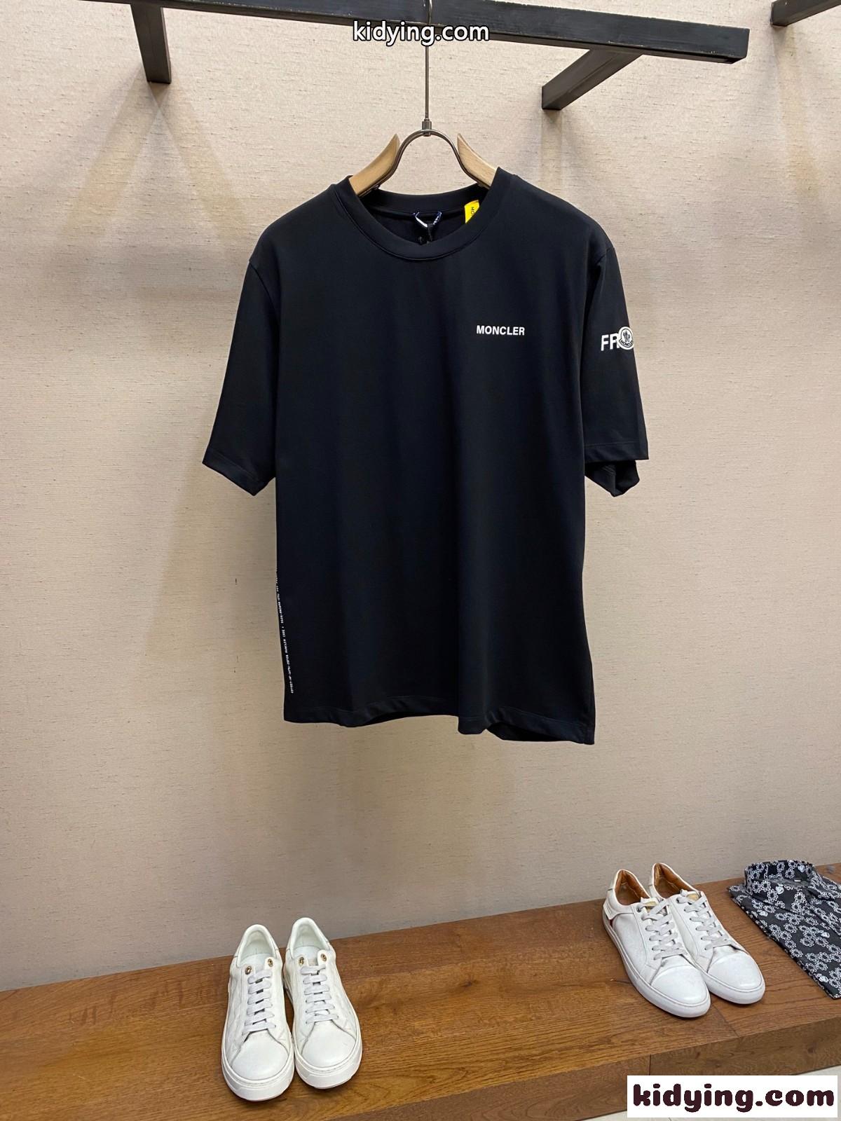 MONCLER X FRGMT Tシャツ 半袖 モンクレール Tシャツ コピー ブラック-1