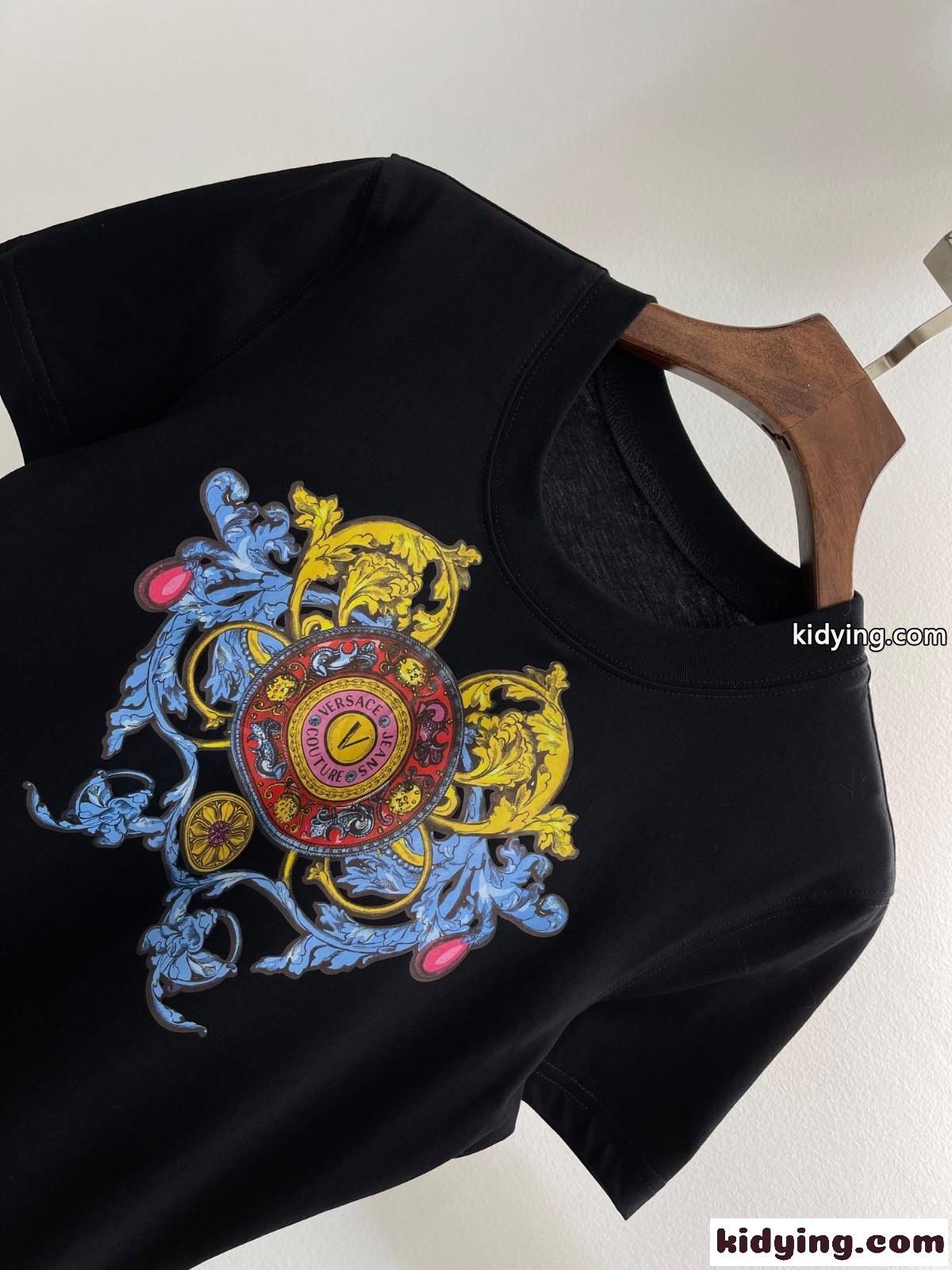 コットン 着心地いい プリント クルーネック ヴェルサーチェ 半袖Tシャツ コピー トップス 合わせやすい ホワイト ブラック-3