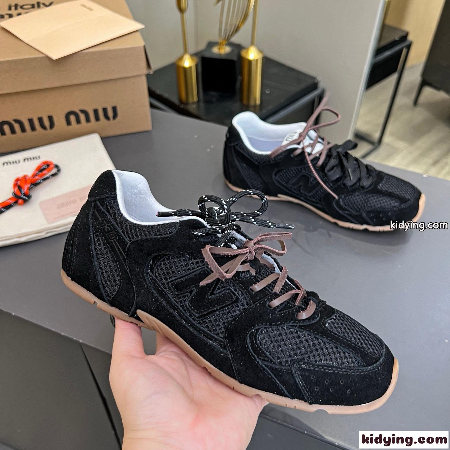 ミュウミュウ スニーカー コピー New Balance x Miu Miu xxx スエードxメッシュ スニーカー ブラック-1