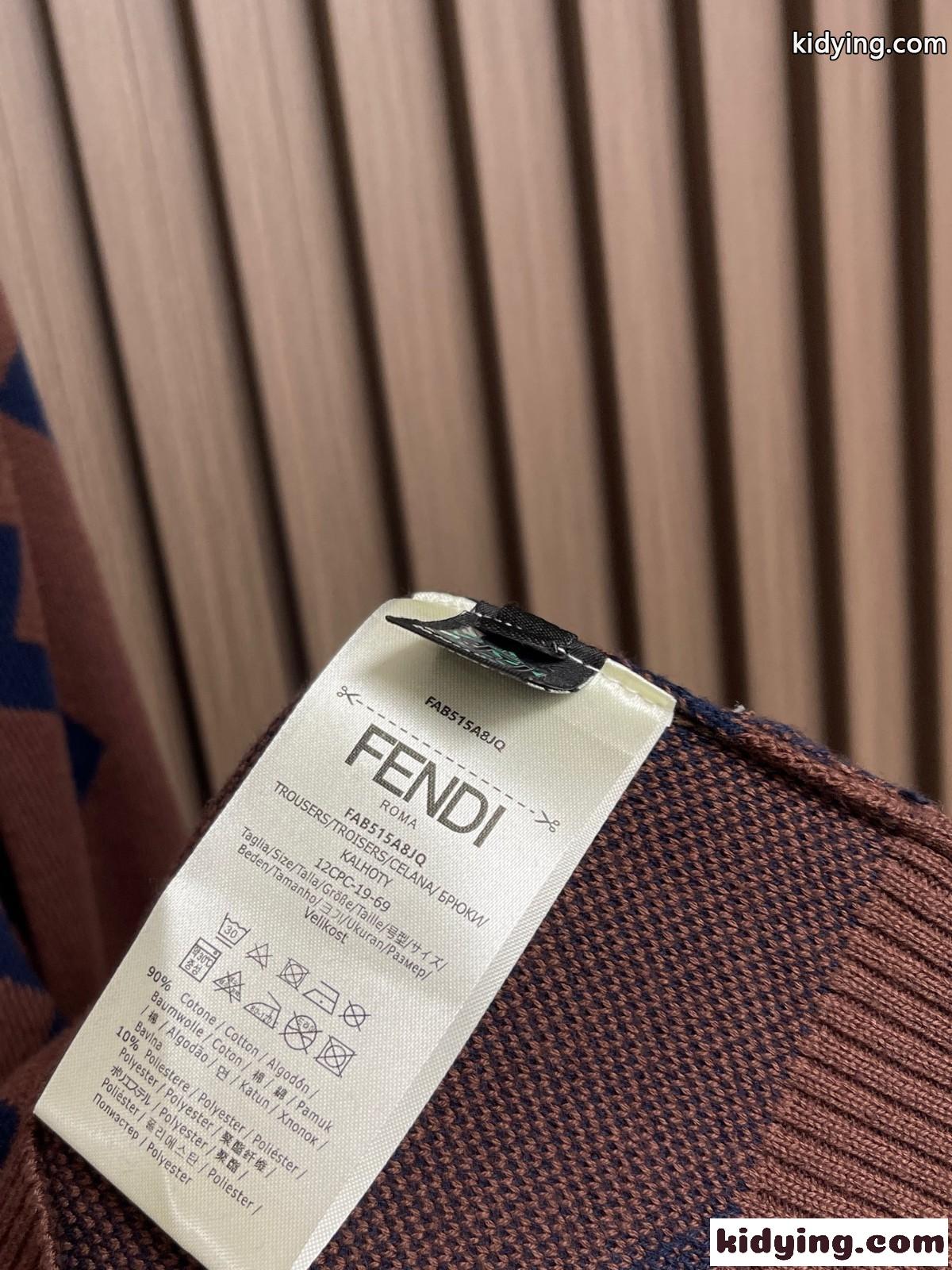 上品 カジュアル クルーネック ニット フェンディ セーター 偽物 プルオーバー-4