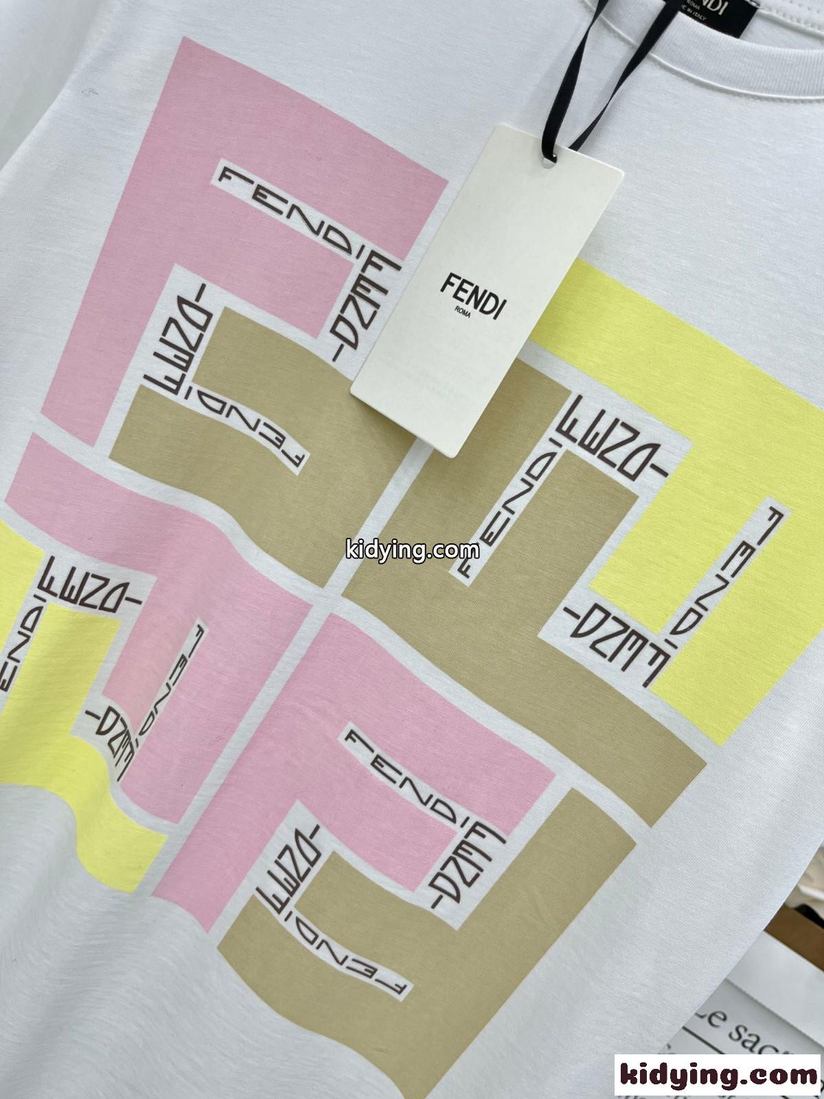 定番 プリント クルーネック 半袖Tシャツ フェンディ Tシャツ コピー-4