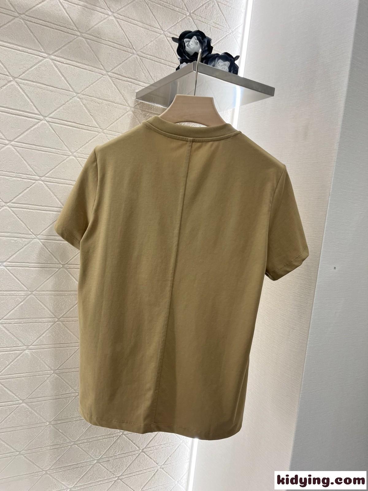 シンプル ロゴ入り コットン 半袖Tシャツ シャネル Tシャツ コピー カーキ-2