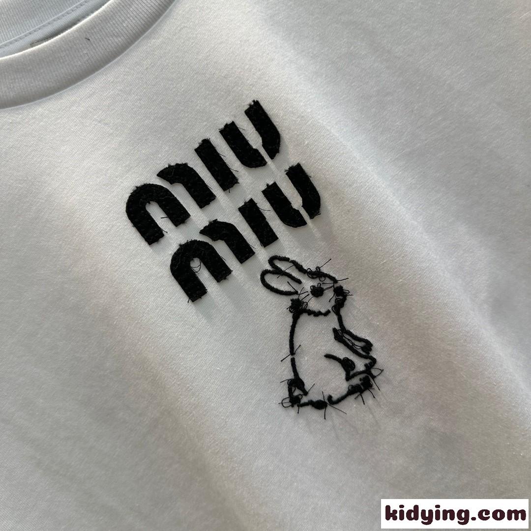 シンプル ロゴ入り 着心地いい クルーネック ミュウミュウ Tシャツ コピー 長袖 コットン-0