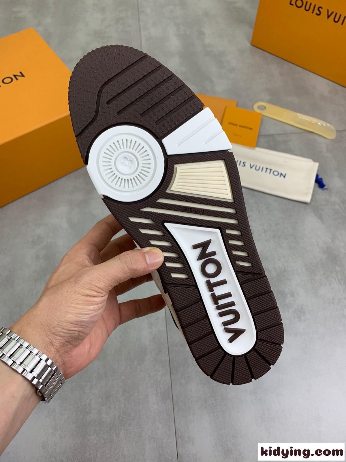 LV トレイナー･ライン 人気 モノグラム ルイヴィトン スニーカー スーパーコピー ホワイト-3