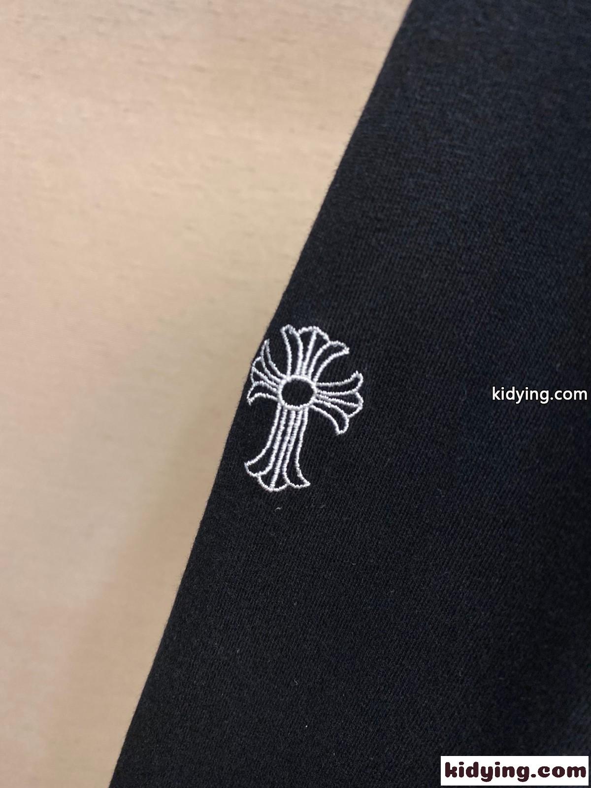 クロムハーツ Tシャツ コピー シンプル 合わせやすい クルーネック 長袖Tシャツ ブラック-3