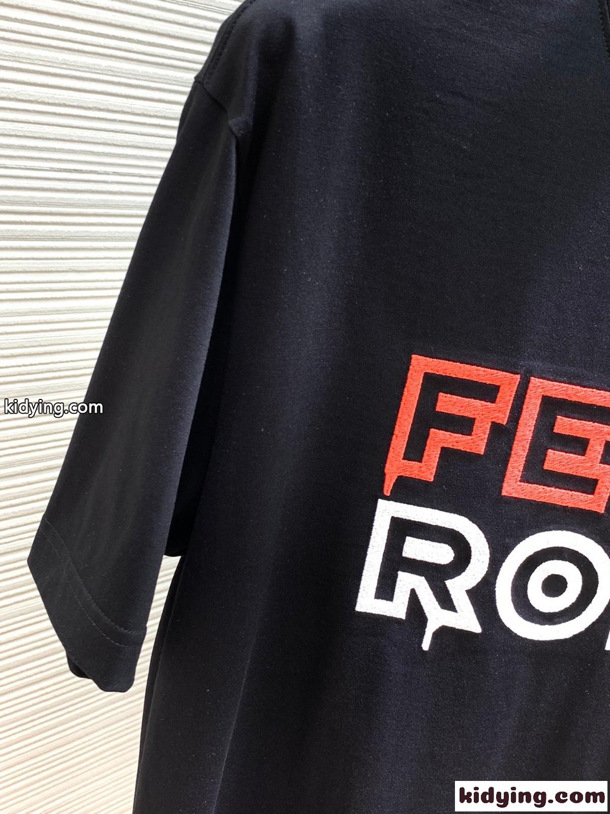 シンプル お洒落 クルーネック ロゴ入り フェンディ Tシャツ コピー コットン 半袖 トップス ブラック-3