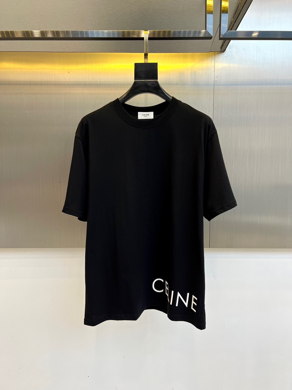 シンプル ロゴプリント 半袖Tシャツ セリーヌ Tシャツ 偽物 クルーネック ブラック-0