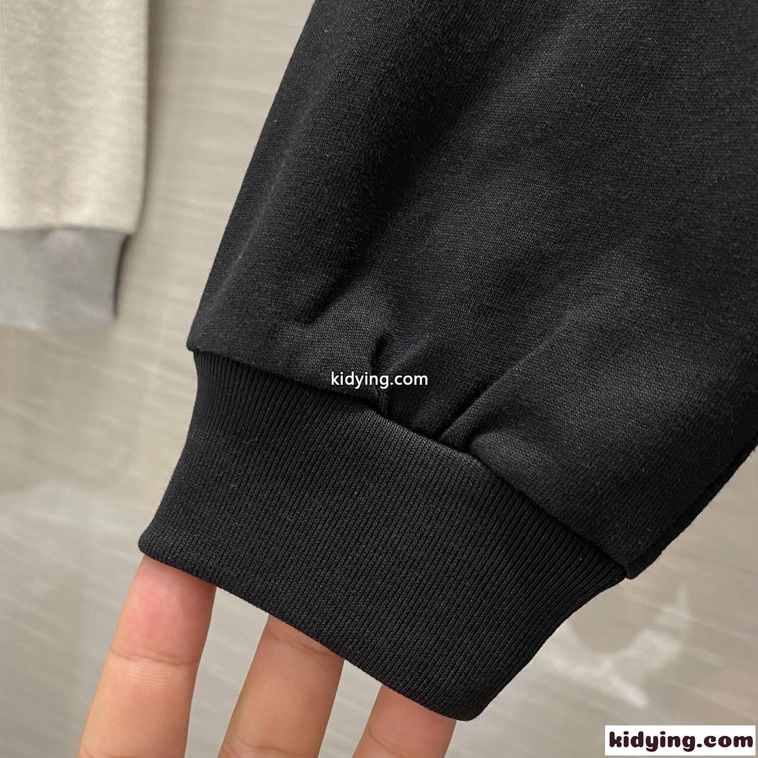 ユニセックス おしゃれ ダブルスリーブ 長袖 バレンシアガ Tシャツ コピー 人気-3