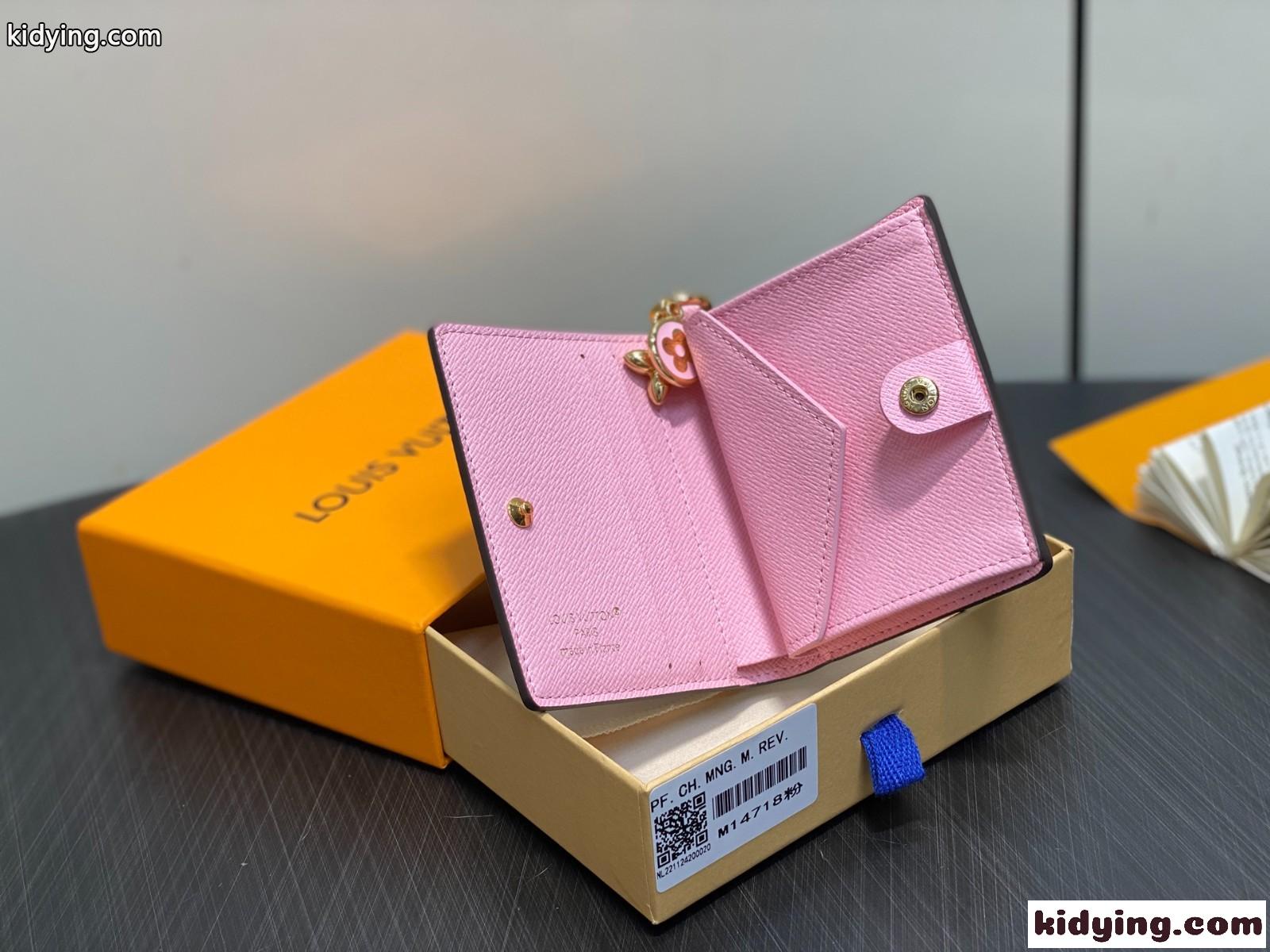 M14718 ウォレット・LV チャーム ルイヴィトン スーパーコピー 二つ折り財布-4