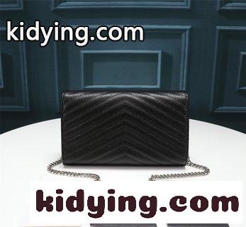 ​YSLの超無敵の実用的なバッグ キャビアの牛革 イヴ・サンローラン ばっぐコピー 肩紐を外すとそのままバッグとして使うことができますよ-1