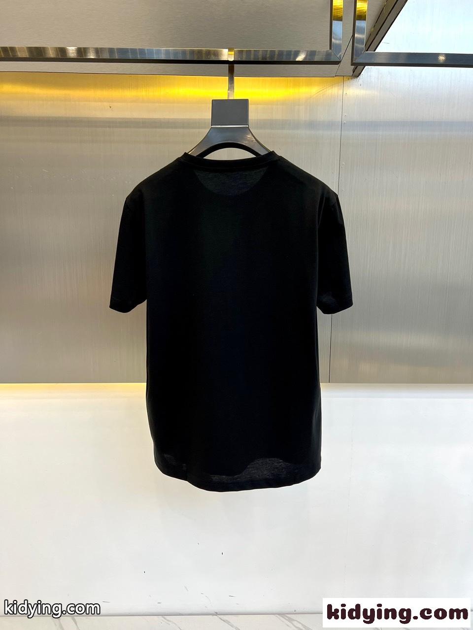 お洒落 プリント クルーネック プラダ Tシャツ コピー 半袖Tシャツ ブラック-3