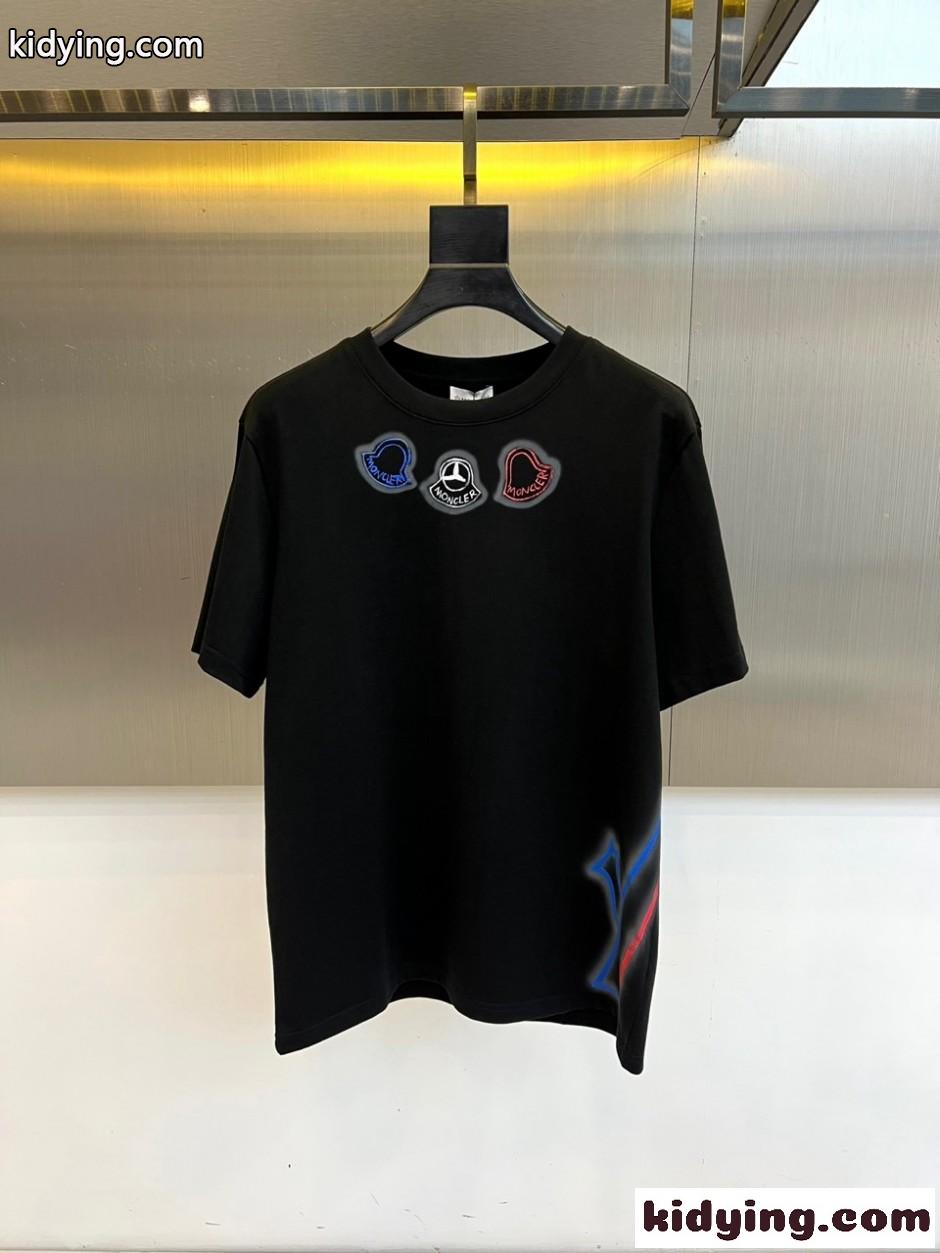 カジュアル ロゴ クルーネック 半袖Tシャツ モンクレール Tシャツ 偽物 ブラック-1
