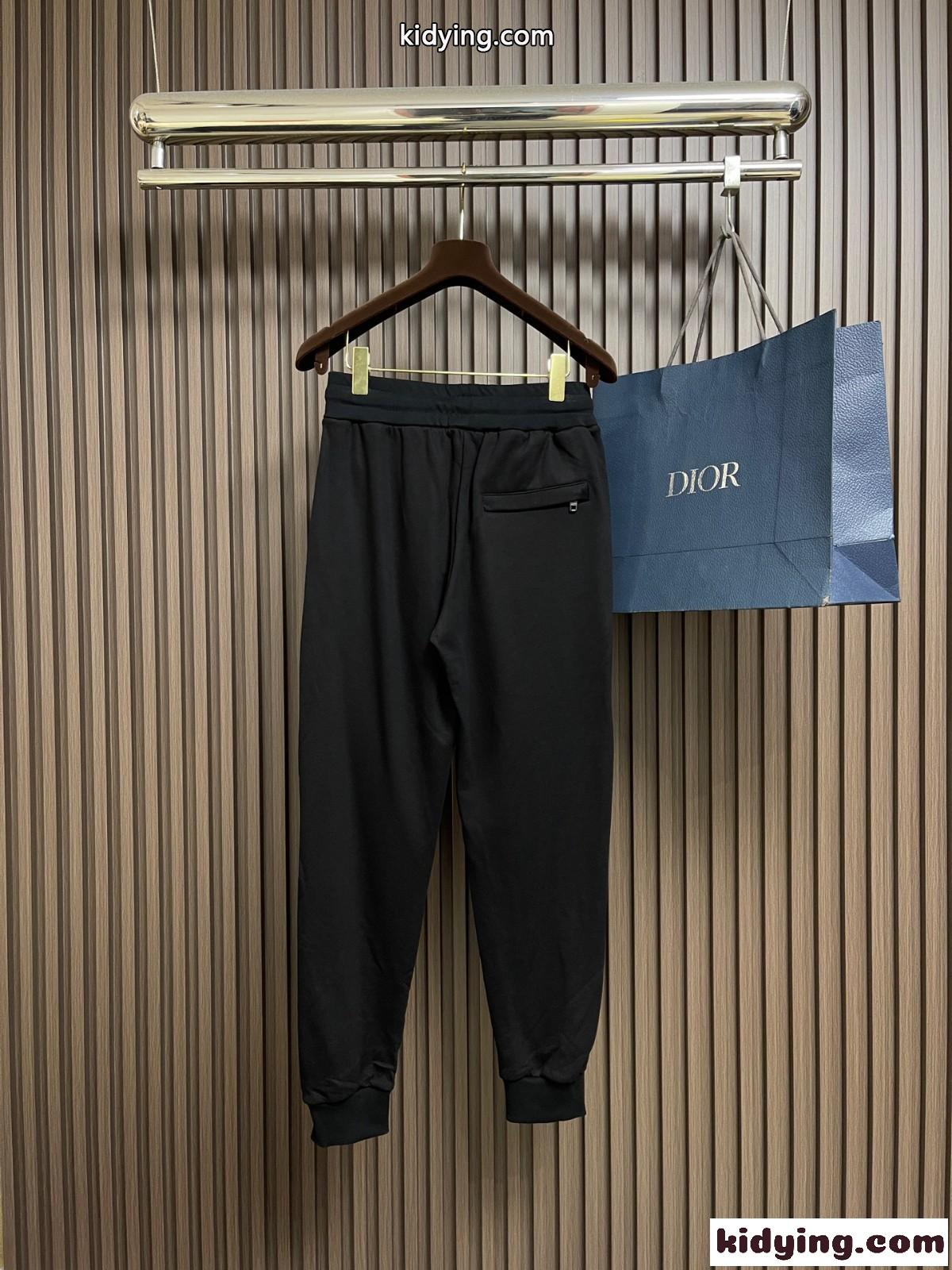 カジュアル ロゴ入り スウェットパンツ ドルチェ&ガッバーナ パンツ 偽物 ブラック-1