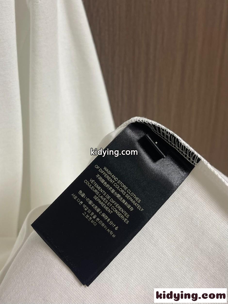シンプル ロゴ 長袖Tシャツ イヴ・サンローラン Tシャツ 偽物 ホワイト-3