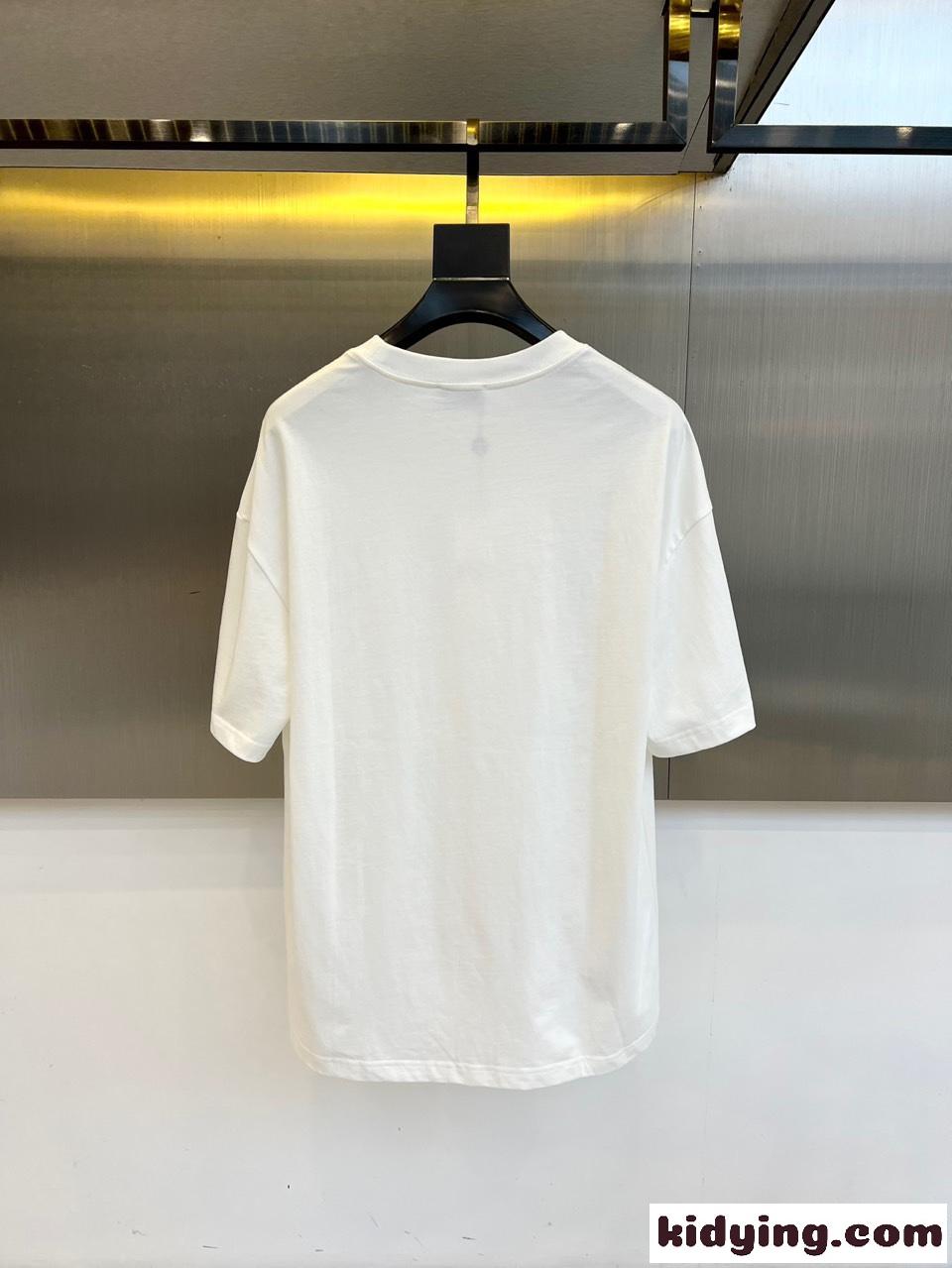 定番 ロゴ入り クルーネック 半袖Tシャツ モンクレール Tシャツ 偽物 ホワイト-3