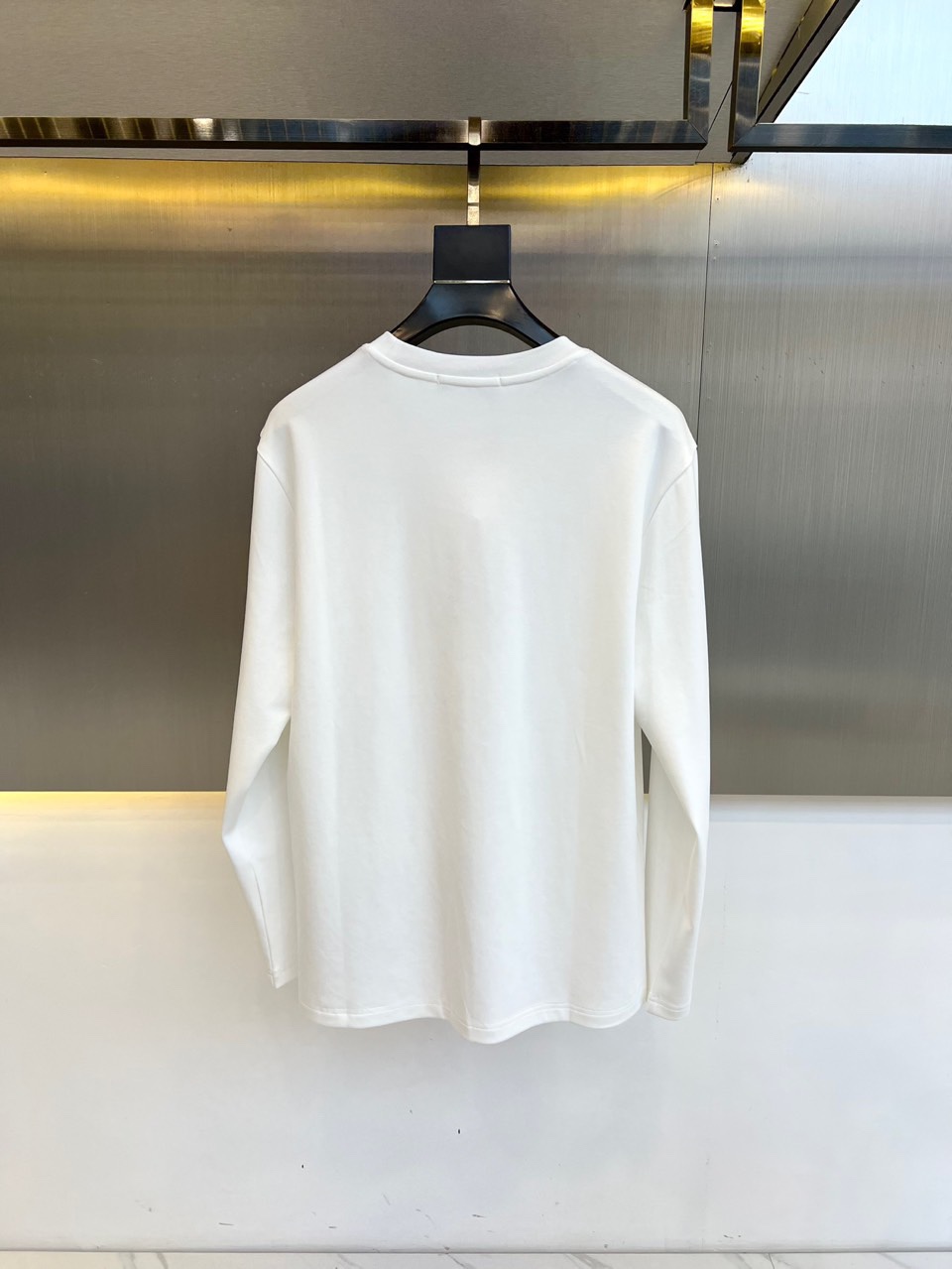 合わせやすい コットン クルーネック 長袖Tシャツ バーバリー Tシャツ 偽物 ホワイト-4
