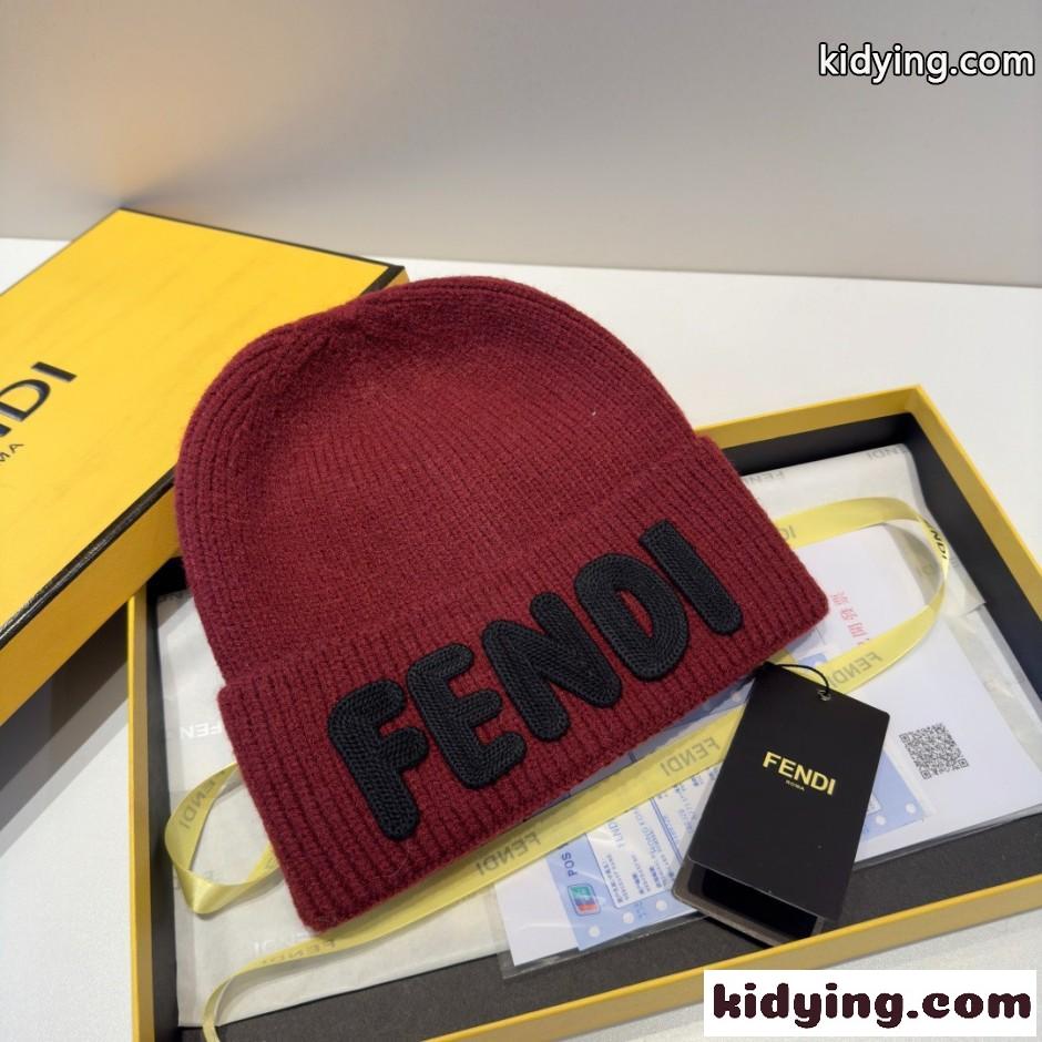 FENDI ロゴ ユニセックス フェンディ キャップ コピー ニットキャップ レッド-0