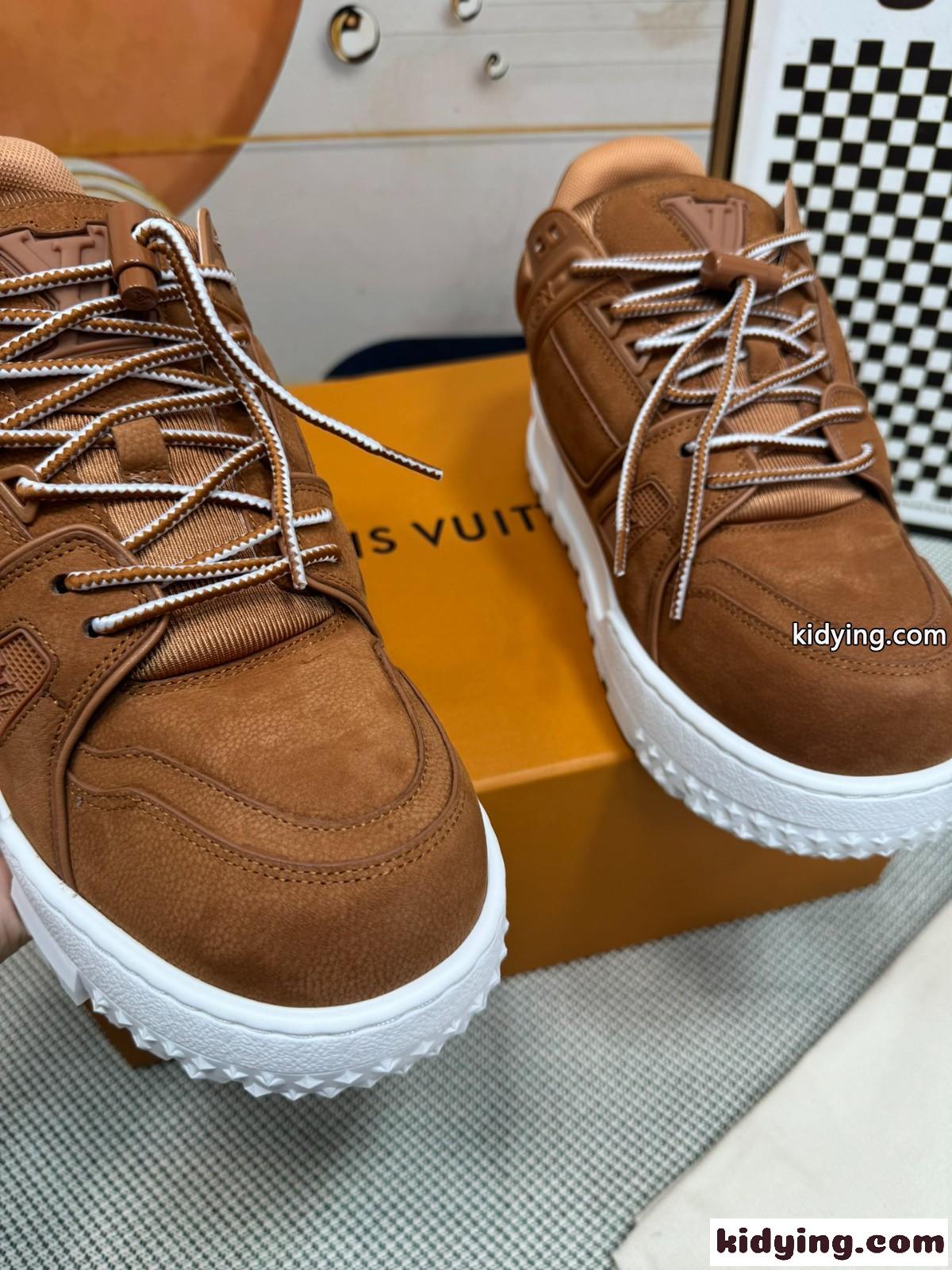 ルイ・ヴィトン LV トレイナー マキシ･ライン スニーカー スーパーコピー ブラウン-4