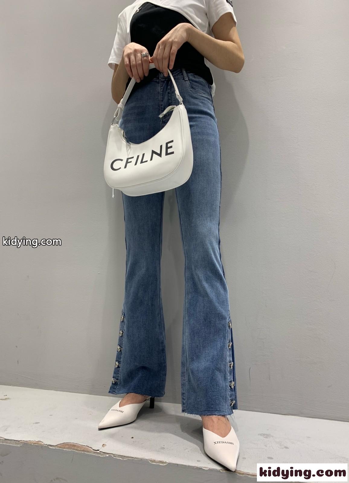 レディース ファッション クロムハーツ ジーンズ コピー 美脚 脚長効果 デニムパンツ フレアパンツ フェミニン-3