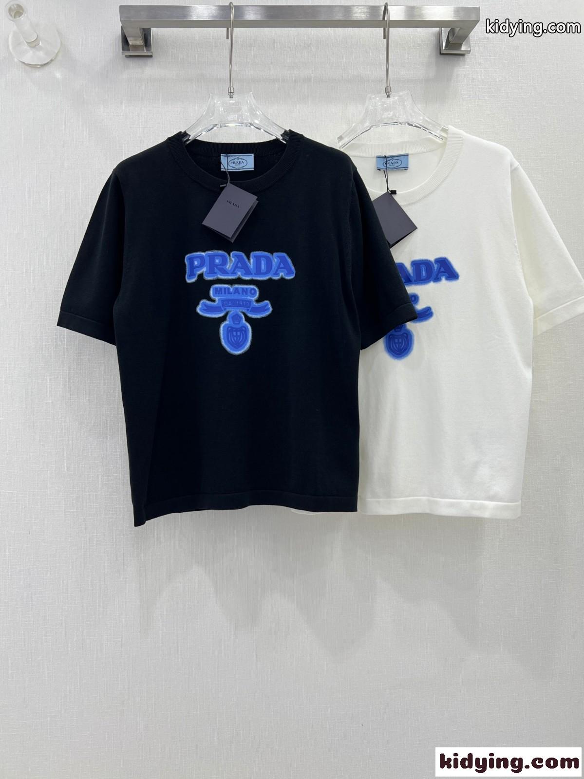 プラダ Tシャツ コピー ベーシック おしゃれ ロゴ入り クルーネック 合わせやすい-4