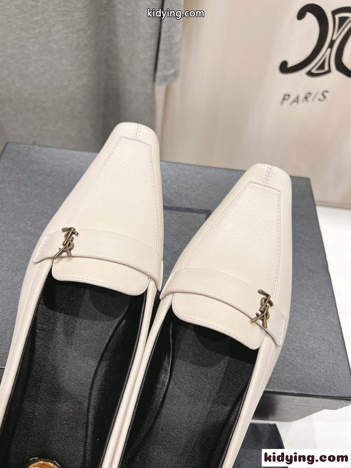 シンプル 上品 YSL イヴ・サンローラン ポピー バレリーナ スーパーコピー ホワイト-1