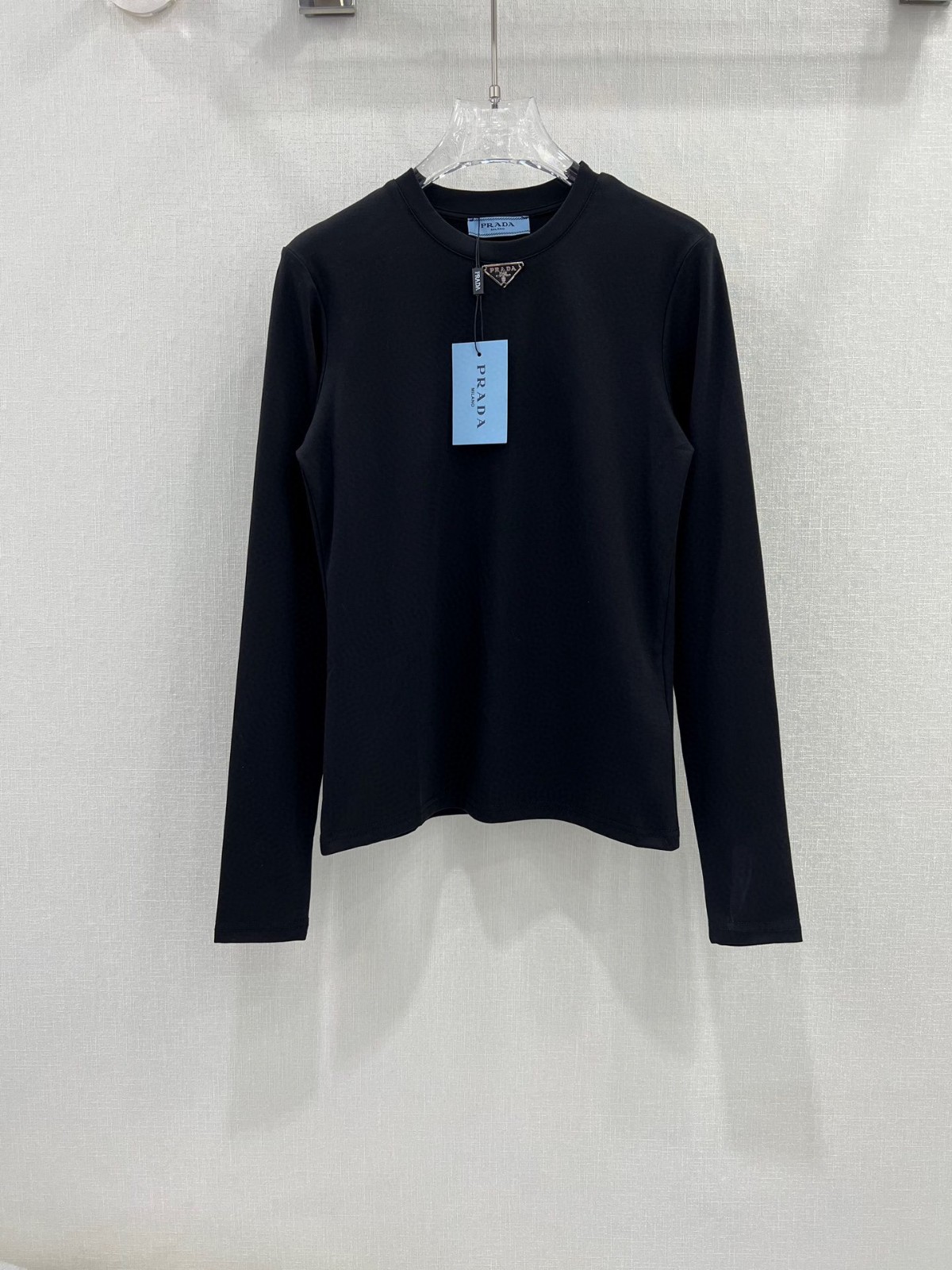 シンプル 合わせやすい クルーネック コットンTシャツ プラダ Tシャツ コピー ブラック-0