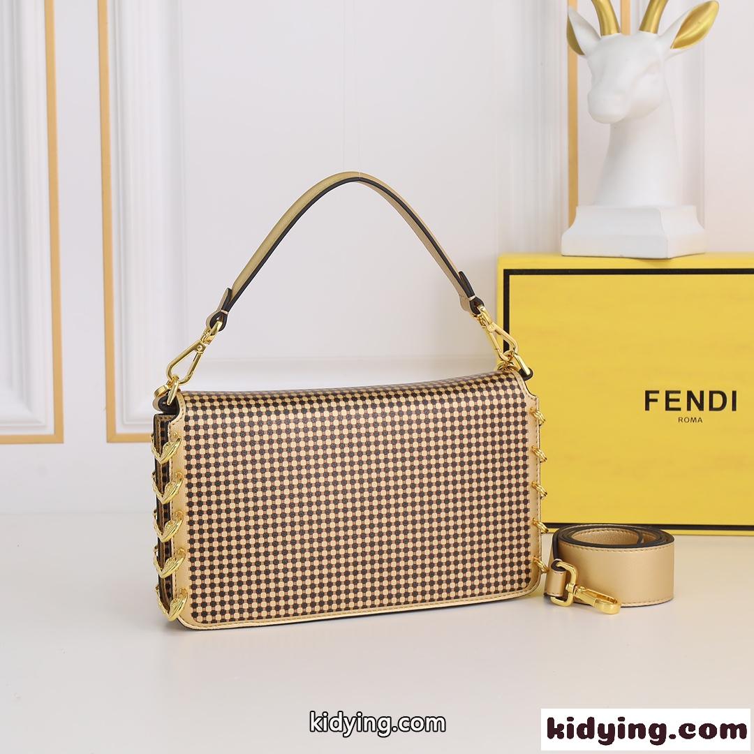 VERSACE by FENDI セーフティーピンブローチバゲット フェンディ バッグ コピー ショルダーバッグ-2