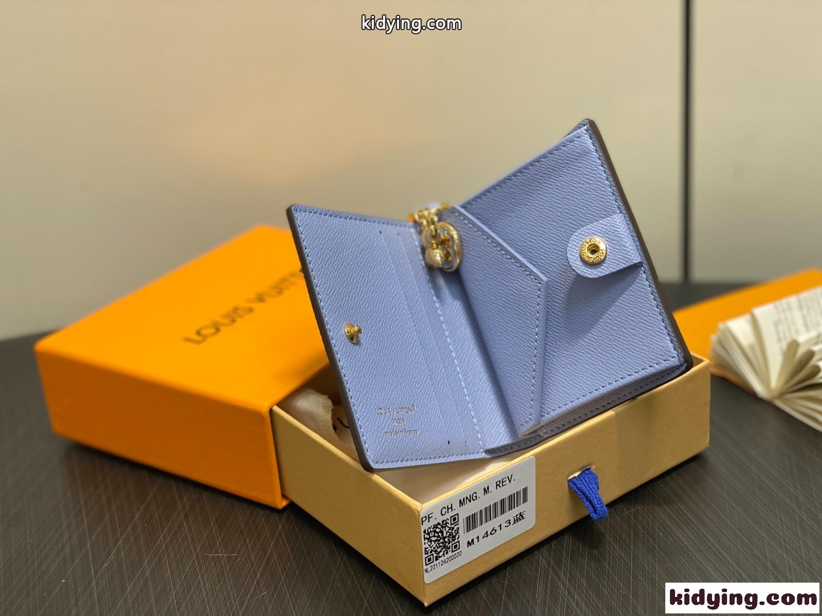 M14613 ウォレット・LV チャーム ルイヴィトン スーパーコピー 二つ折り財布-4
