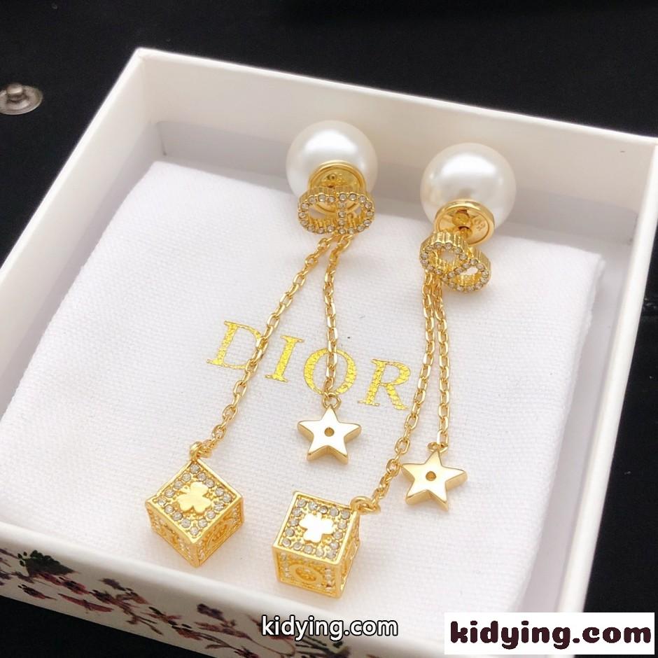 星＆ダイスチャーム ピアス クリスチャン・ディオール イヤリング 偽物-1