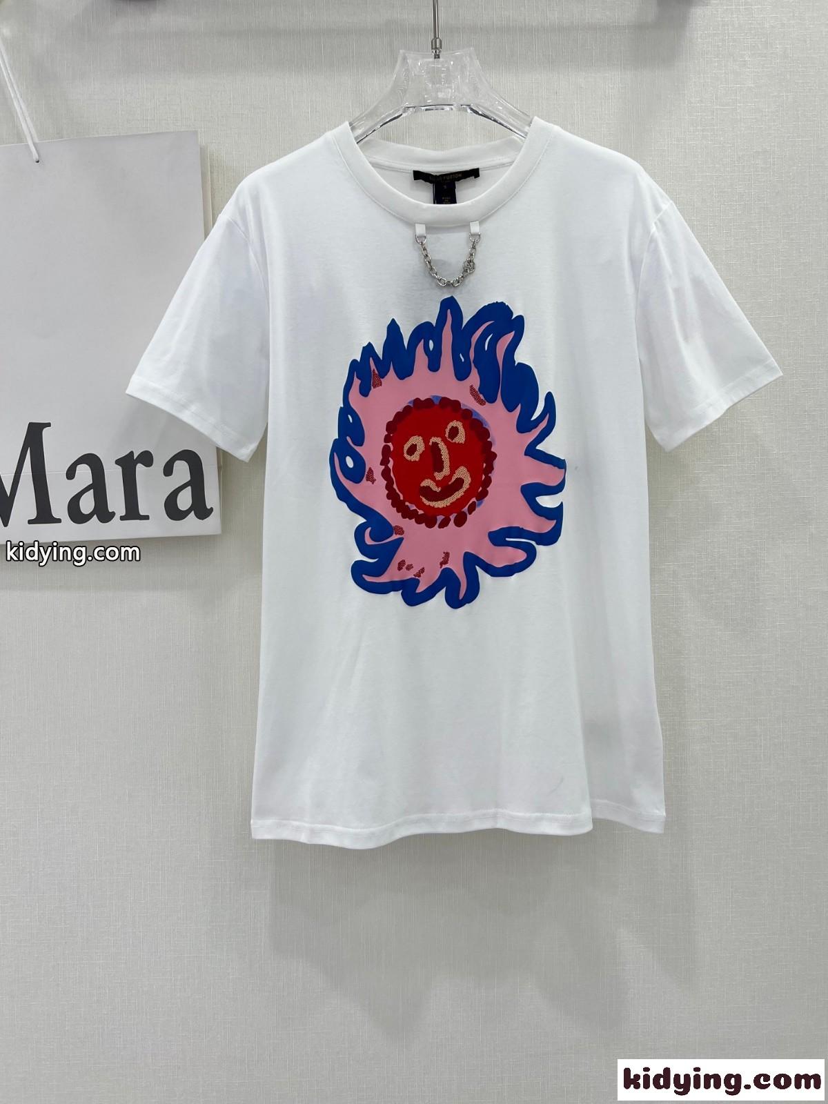 LV × YK サンプリントTシャツ ルイヴィトン Tシャツ コピー 半袖 春夏 合わせやすい-1
