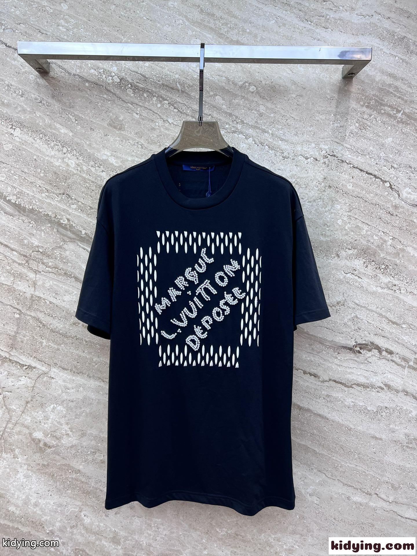 エンブロイダードシグネチャーコットンTシャツ ルイ・ヴィトン Tシャツ 偽物 大人気 ユニセックス-1
