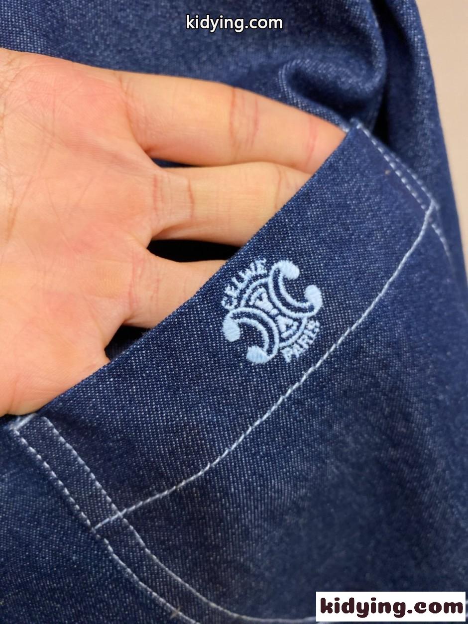 カジュアル トリオンフ刺繍 デニムシャツ セリーヌ シャツ 偽物 合わせやすい-3