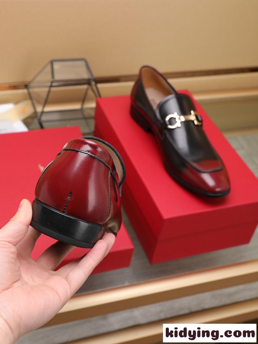 上品 メンズ サルヴァトーレ・フェラガモ モカシン コピー ローファー ビジネスシューズ-3