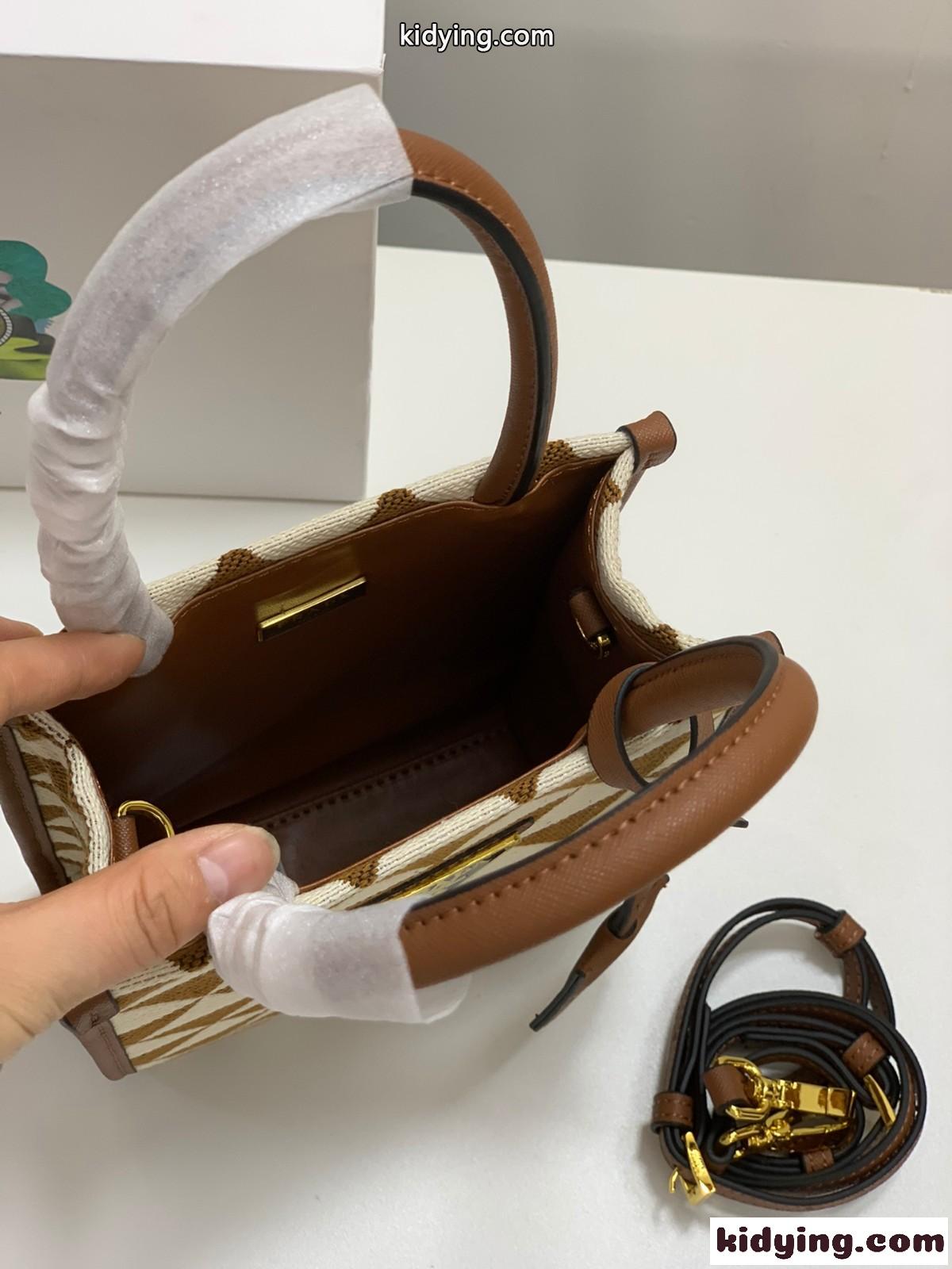 プラダ シンボル ジャカードファブリック ミニバッグ コピー プラダ バッグ コピー トートバッグ-1
