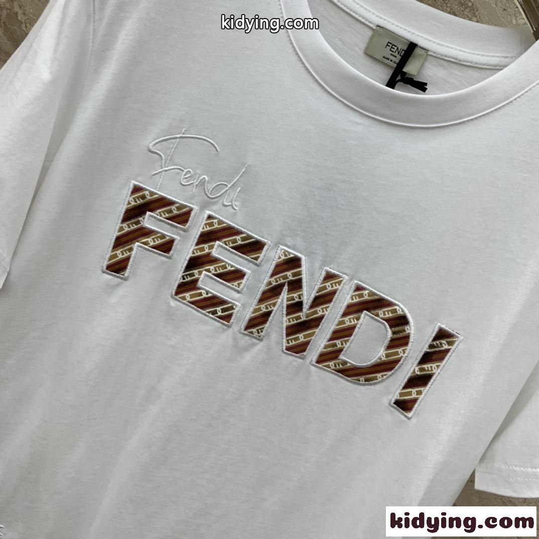 フェンディ Tシャツ コピー ロゴ 刺繍入り クルーネック 半袖Tシャツ ホワイト-0