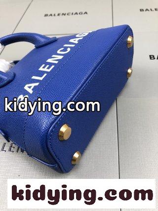 バレンシアガ バックパック レディース 2021年ファッション界のトップ 街頭風絶版の個性的魅力金,バッグにぶつかりたくないのが優先 コピー-0