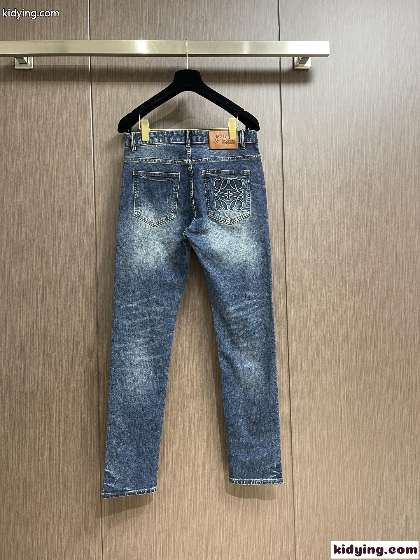 おしゃれ 定番 合わせやすい ロエベ ジーンズ 偽物 メンズ デニムパンツ-1