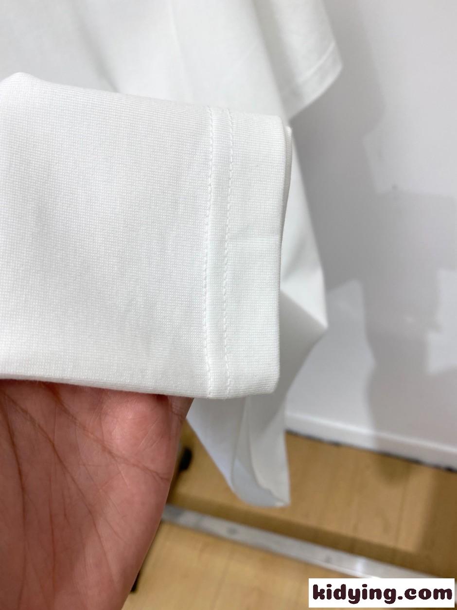 お洒落 ロゴ刺繍 合わせやすい 半袖Tシャツ モンクレール Tシャツ 偽物 ホワイト-4