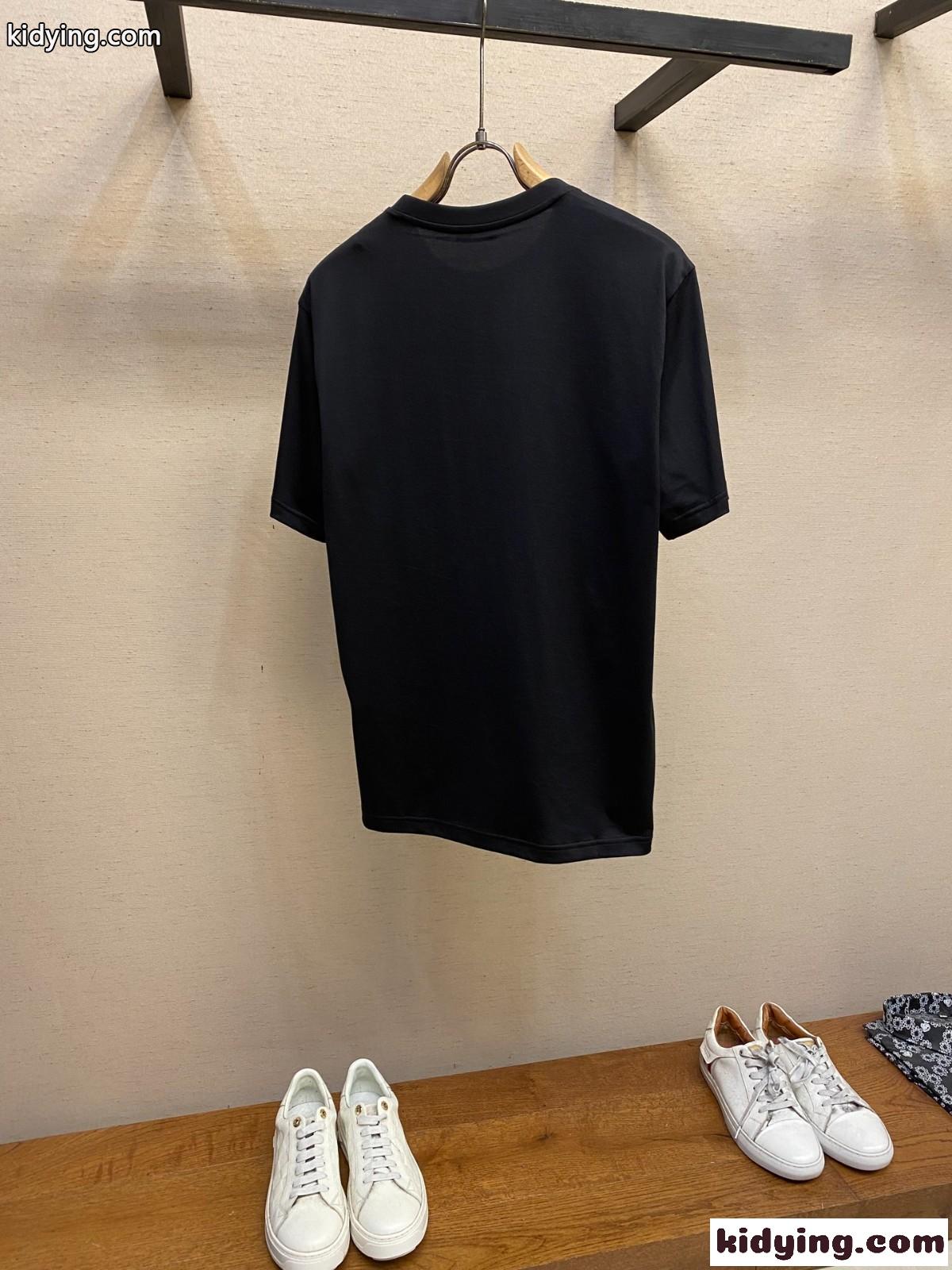 定番 カジュアル モンクレール Tシャツ コピー プリント 半袖Tシャツ ブラック-2