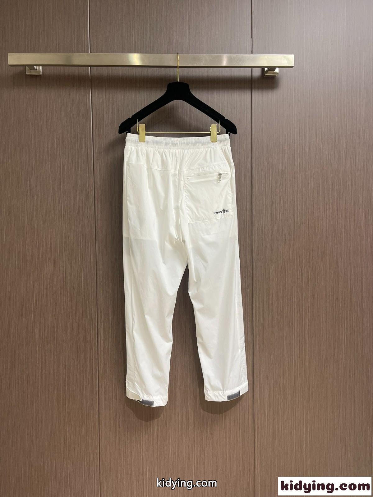 モンクレール パンツ コピー カジュアル 合わせやすい メンズ ズボン-1