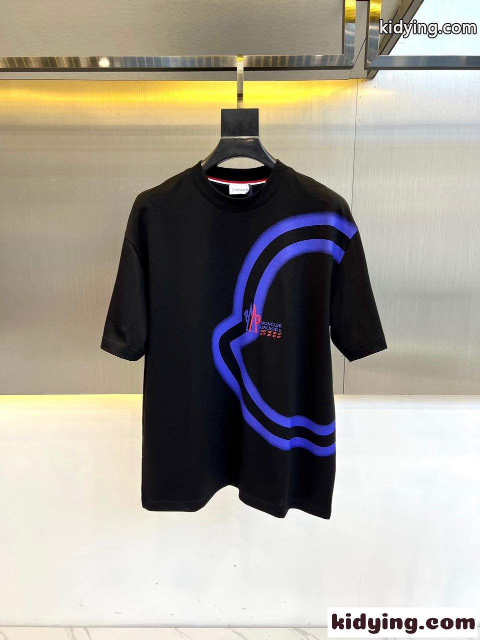 カジュアル ゆったり ロゴプリント 半袖Tシャツ モンクレール Tシャツ コピー ブラック-0