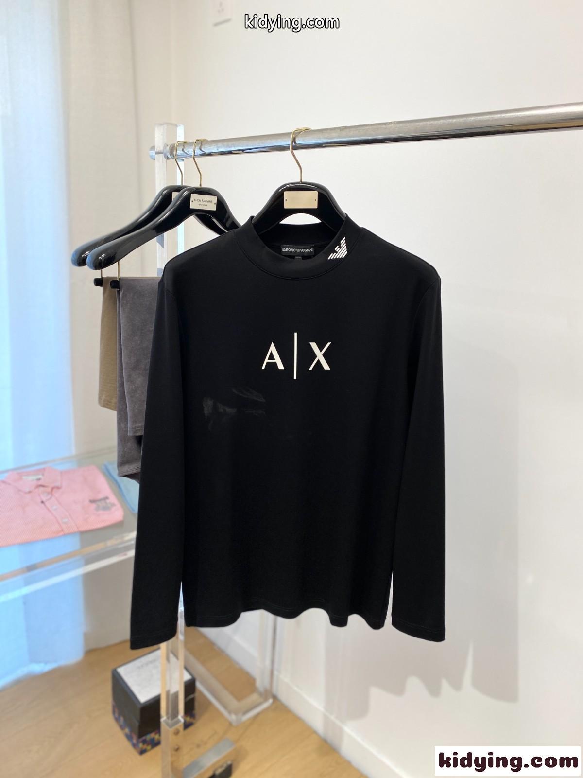 アルマーニ Tシャツ コピー シンプル ロゴ入り 長袖Tシャツ ブラック-0