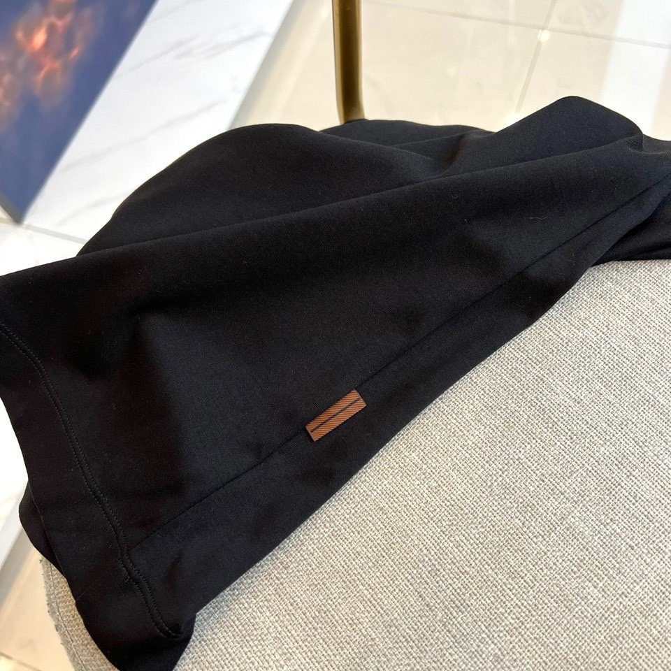 シンプル タートルネック ロングスリーブTシャツ エルメネジルド・ゼニア Tシャツ 偽物 ブラック-3