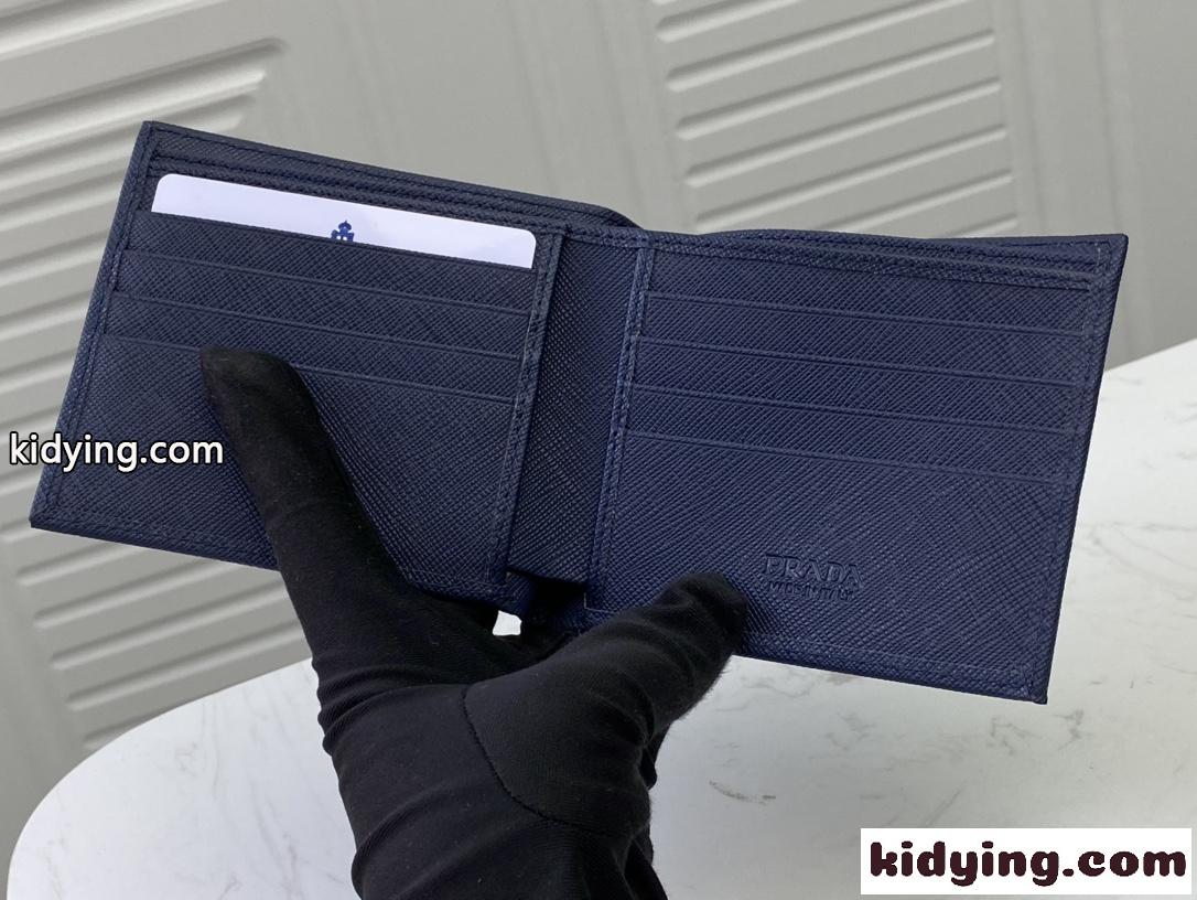 上品 シンプル コンパクト メンズ プラダ 財布 コピー 二つ折り財布カード入れ 薄型-4