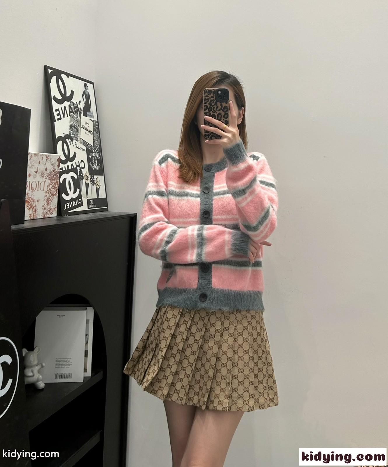 アレキサンダーワング ニット コピー 定番 可愛い 合わせやすい クルーネック カーディガン-1