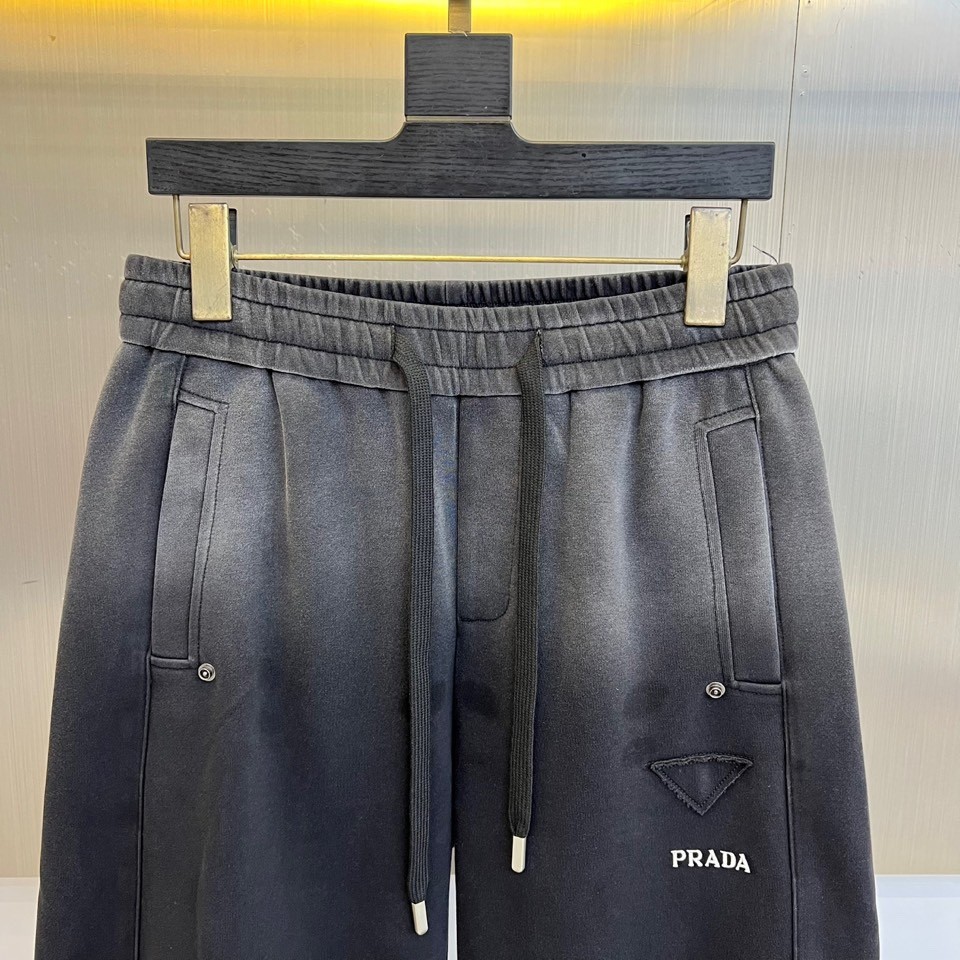 プラダ パンツ 偽物 ロゴ入り スタイリッシュ カジュアル スウェットパンツ-1