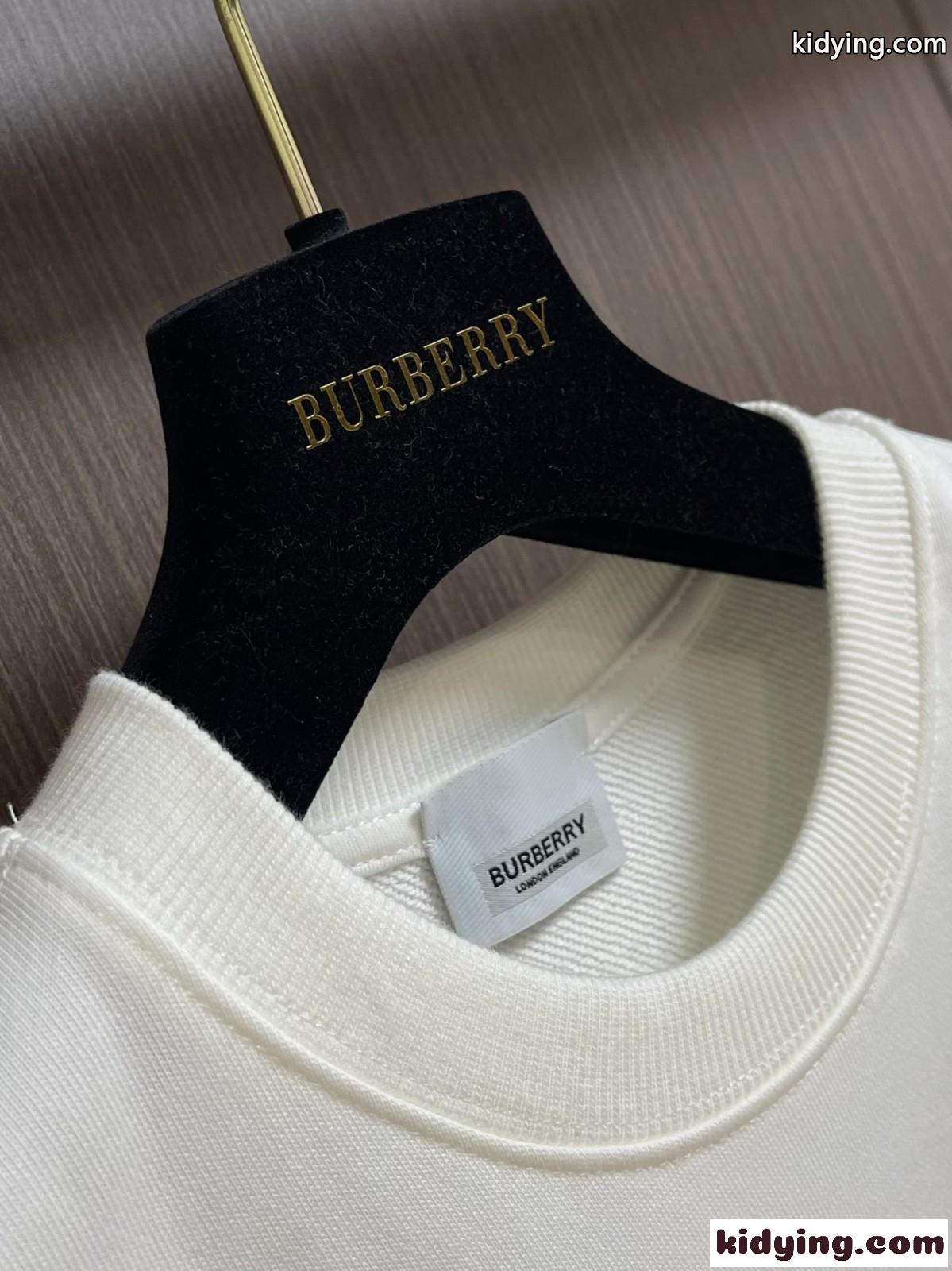バーバリー 長袖Tシャツ 偽物 人気 お洒落 コットン スウェットシャツ ロゴ入り-3