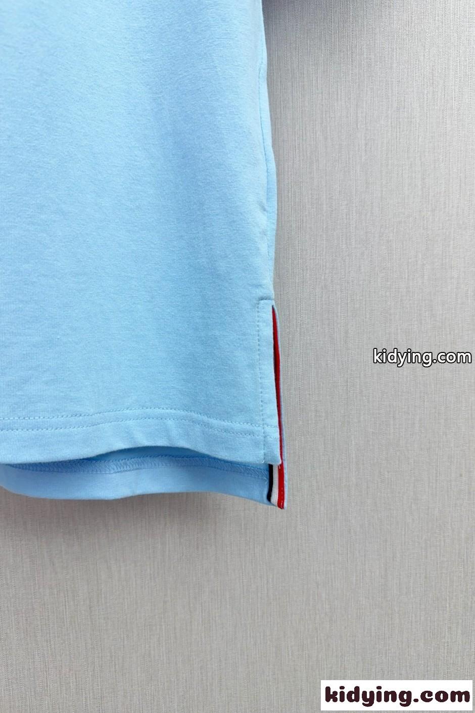 シンプル 可愛い ヘクター クルーネック 半袖Tシャツ トムブラウン Tシャツ 偽物 ブルー-4