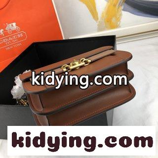 Coach コーチの女性バッグコーナーの新しいTroupe コーチバッグ 新作コピー 女性はオルガンチェーンバッグを片肩に斜めに掛ける-0
