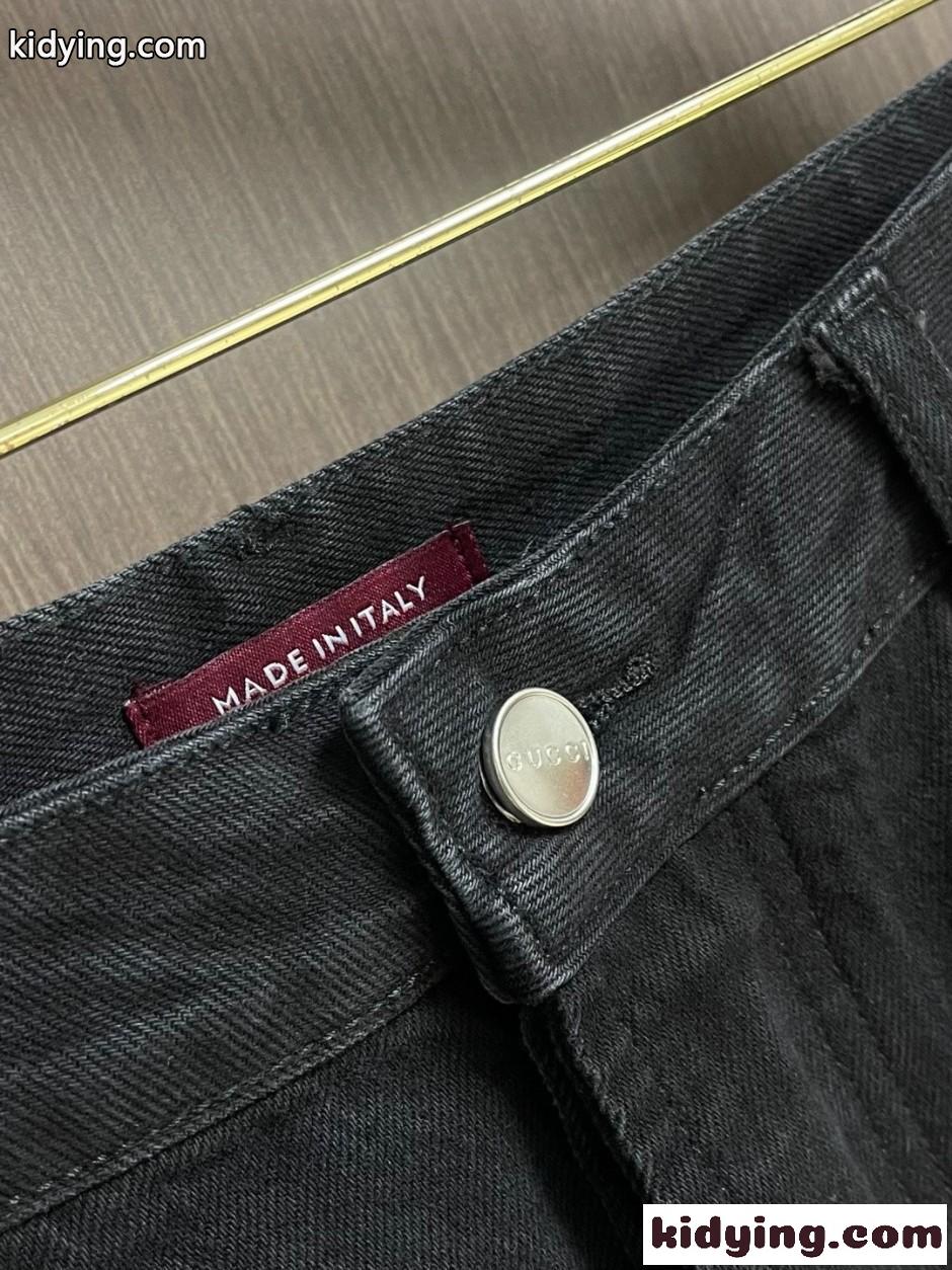 合わせやすい ホースビット付き デニムパンツ グッチ ジーンズ 偽物 ブラック-2